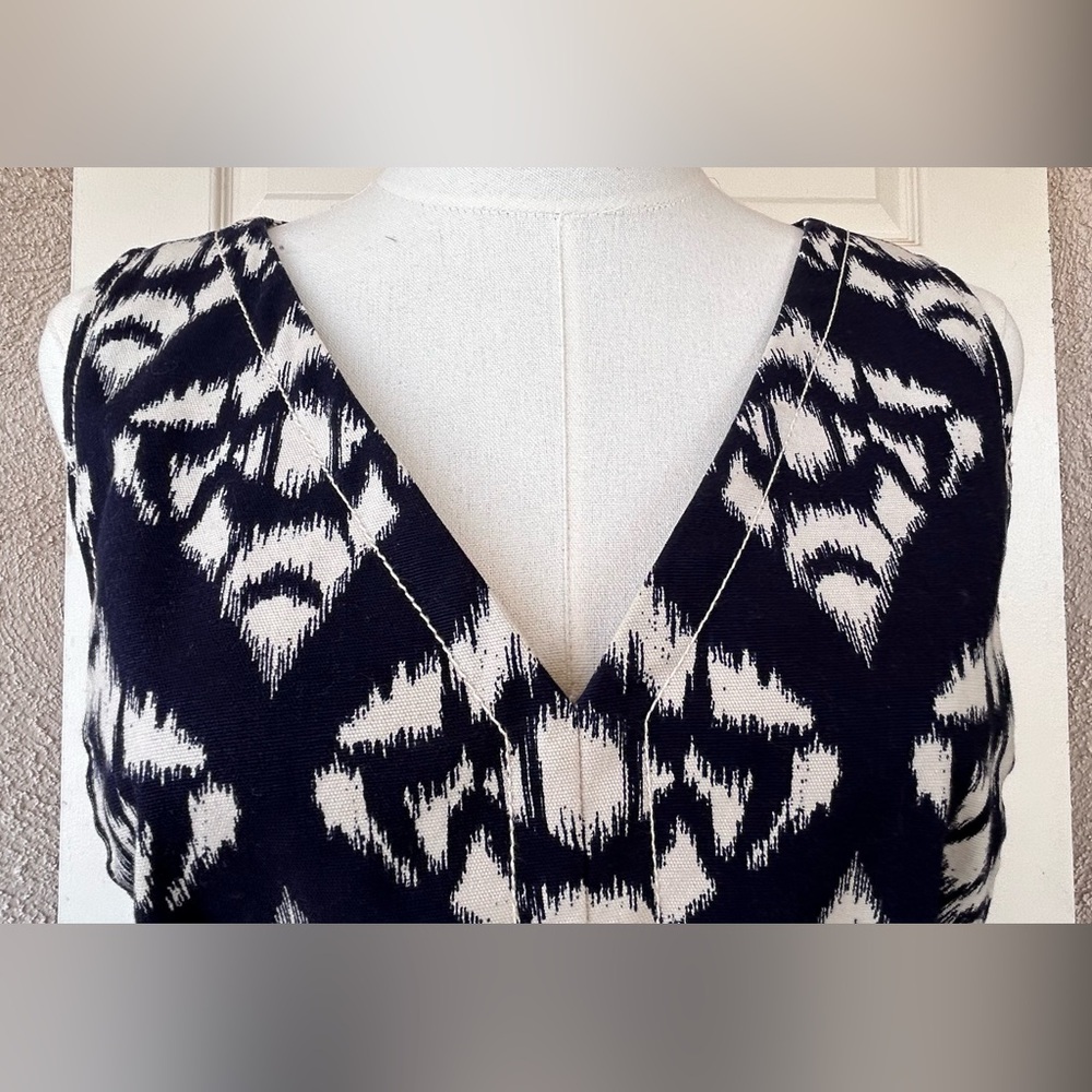 Talbots Women’s Ikat Stretch Dress Sleeveless Size 10 - Picture 2 of 12